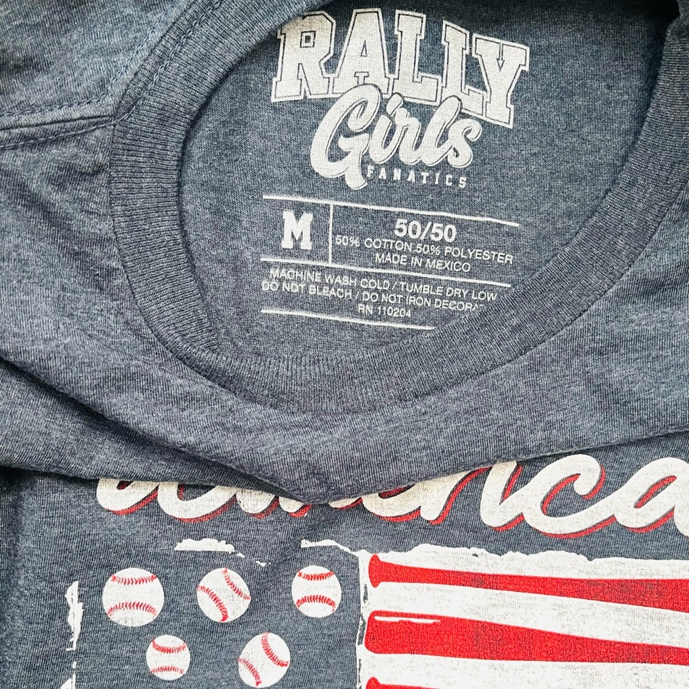 NEW Rally Girls Fanatics America's Flag TOP Shirt Tees Women's GRAY size Medium - Picture 4 of 5